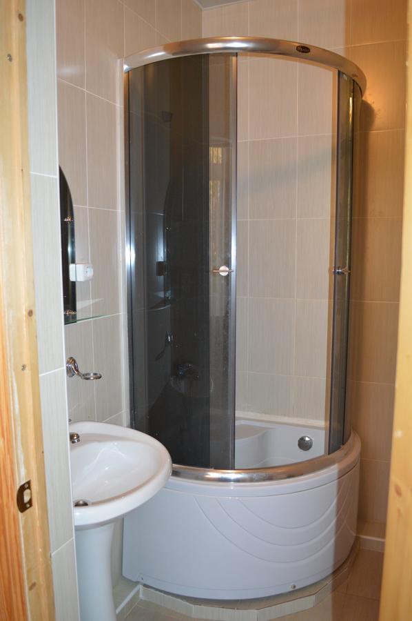 Hotel Kiparis Pizunda Luaran gambar