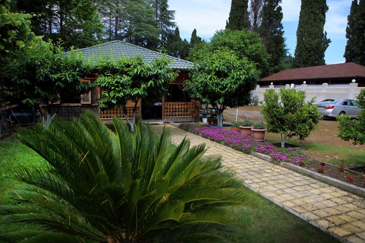 Hotel Kiparis Pizunda Luaran gambar