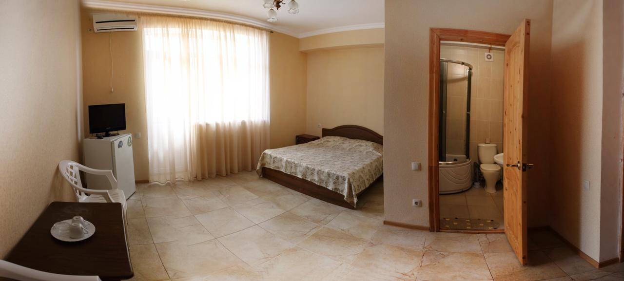 Hotel Kiparis Pizunda Luaran gambar